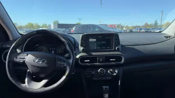 2020 Hyundai Kona - image 9