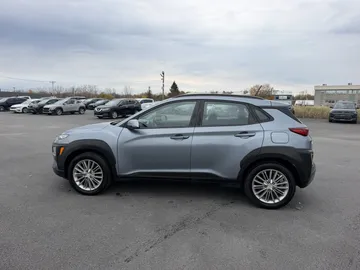 2018 Hyundai Kona - image 4