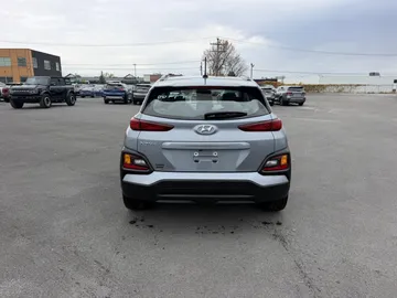 2018 Hyundai Kona - image 7