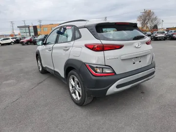 2023 Hyundai Kona - image 8