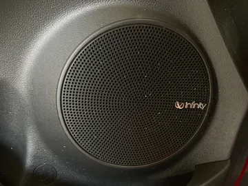 2020 Hyundai Kona Electric - image 18