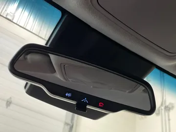 2020 Hyundai Kona Electric - image 16
