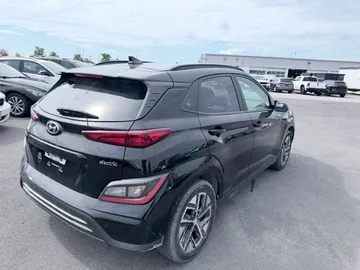 2023 Hyundai Kona Electric - image 6