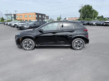 2023 Hyundai Kona Electric - image 3