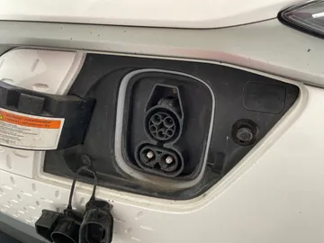 2021 Hyundai Kona Electric - image 20