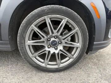 2019 Hyundai Kona Electric - image 7