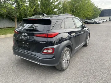2021 Hyundai Kona Electric - image 3