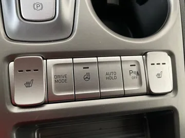 2021 Hyundai Kona Electric - image 26