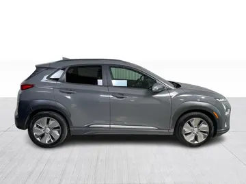 2021 Hyundai Kona Electric - image 2