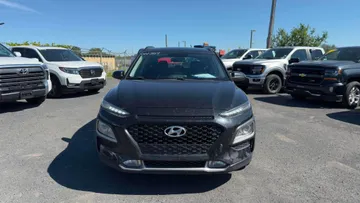 2020 Hyundai Kona - image 2