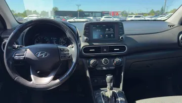 2020 Hyundai Kona - image 9