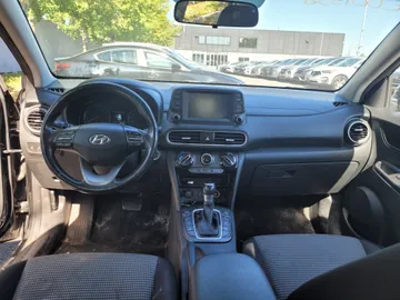 2020 Hyundai Kona - image 9