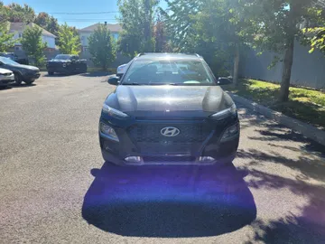 2020 Hyundai Kona - image 2