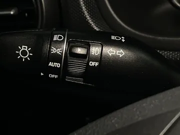 2018 Hyundai Kona - image 17