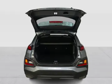 2018 Hyundai Kona - image 12