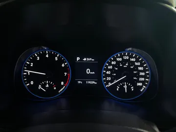 2018 Hyundai Kona - image 15