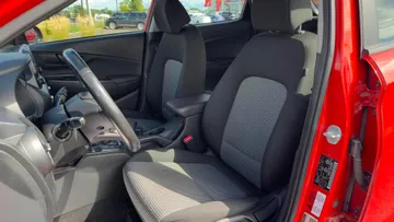 2020 Hyundai Kona - image 8