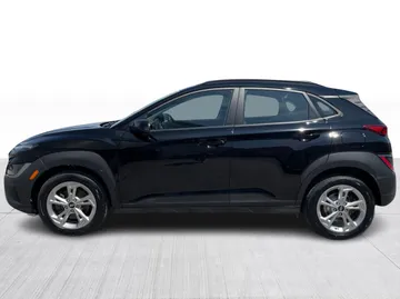 2022 Hyundai Kona - image 10