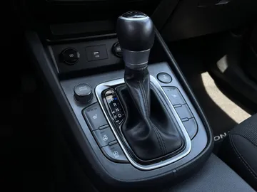 2022 Hyundai Kona - image 26