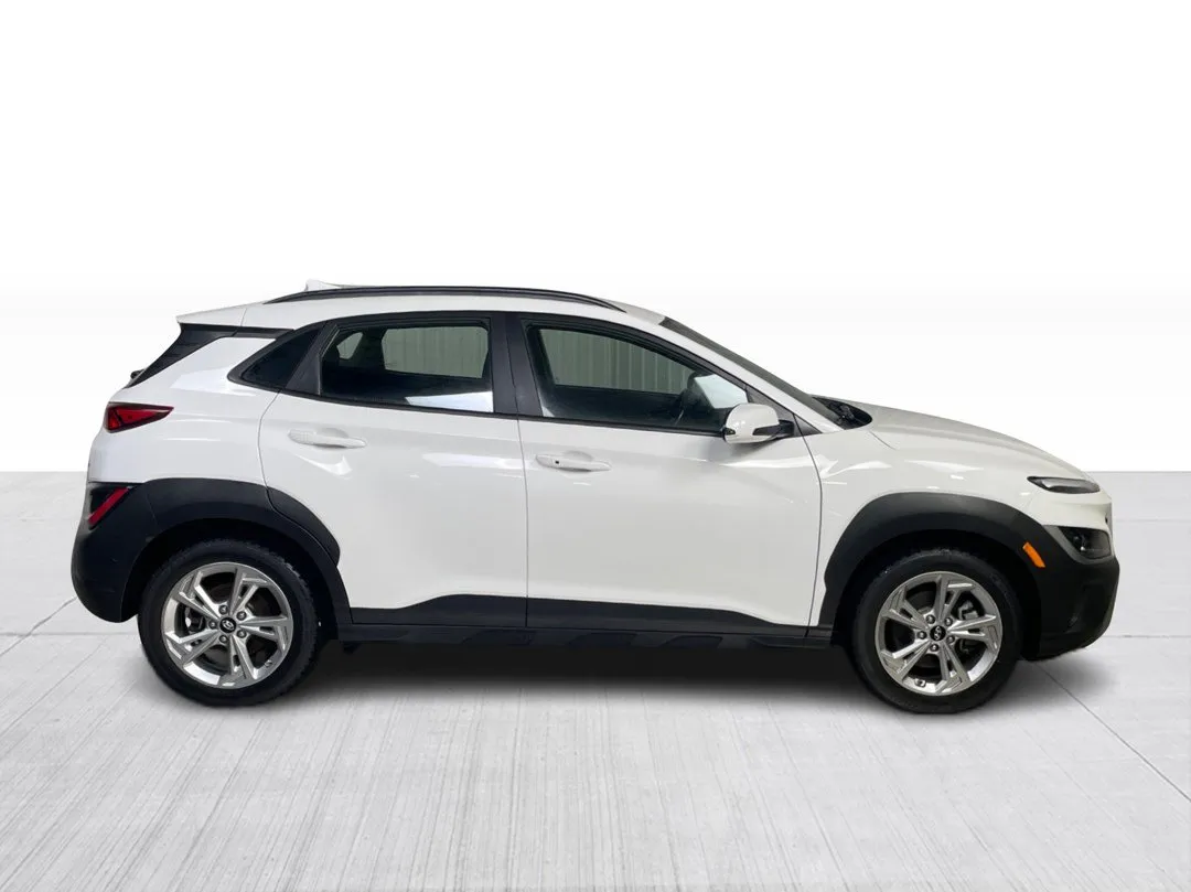 2022 Hyundai Kona — photo 2