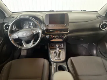 2022 Hyundai Kona - image 4