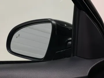 2023 Hyundai Kona Electric - image 21