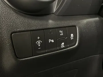2023 Hyundai Kona Electric - image 31