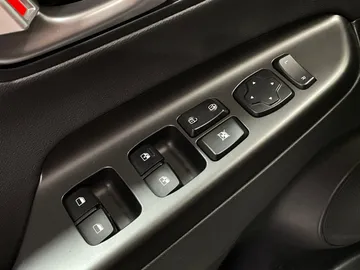 2023 Hyundai Kona Electric - image 24