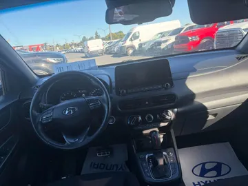 2023 Hyundai Kona - image 9