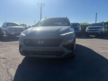 2023 Hyundai Kona - image 3
