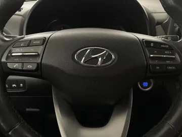 2018 Hyundai Kona - image 18