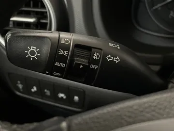 2018 Hyundai Kona - image 17