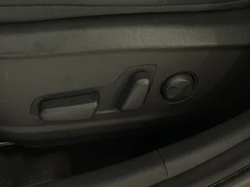2018 Hyundai Kona - image 22