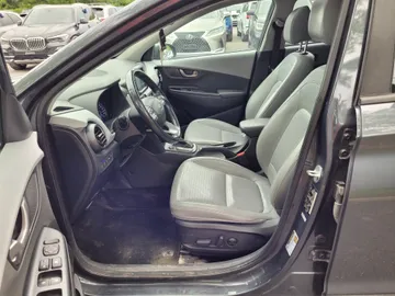 2018 Hyundai Kona - image 8