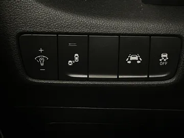 2021 Hyundai Kona - image 22