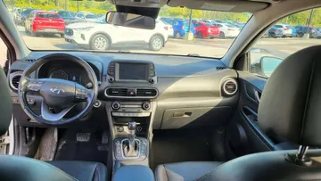 2021 Hyundai Kona - image 9