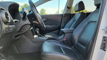 2021 Hyundai Kona - image 8