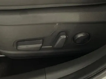 2021 Hyundai Kona - image 21
