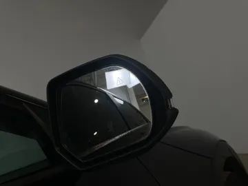 2022 Hyundai IONIQ 5 - image 18