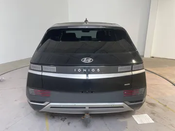 2022 Hyundai IONIQ 5 - image 7
