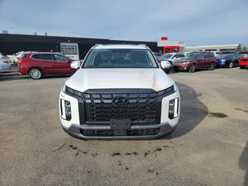 2025 Hyundai Palisade - image 2