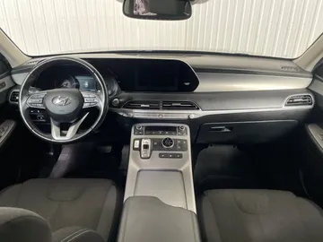 2020 Hyundai Palisade - image 14