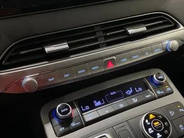 2020 Hyundai Palisade - image 24