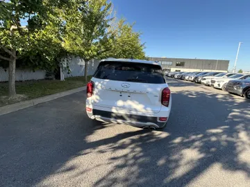 2022 Hyundai Palisade - image 6