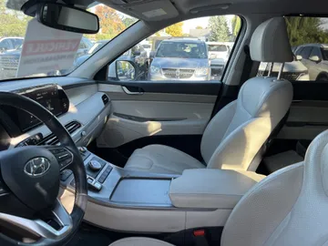 2022 Hyundai Palisade - image 7