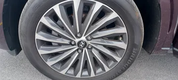 2025 Hyundai Palisade - image 8