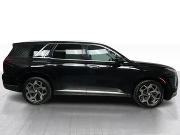 2022 Hyundai Palisade - image 2