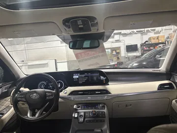 2020 Hyundai Palisade - image 9