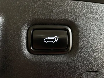 2022 Hyundai Santa Fe Hybrid - image 23