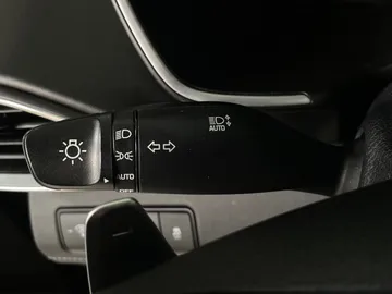 2022 Hyundai Santa Fe Hybrid - image 20